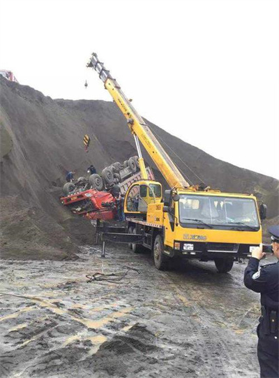 平谷区上犹道路救援